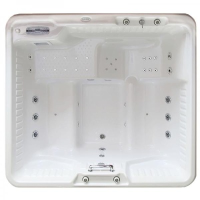 Гидромассажный бассейн Radomir "Цезарь-комфорт" Гидромассажный бассейн Radomir "Цезарь-комфорт"